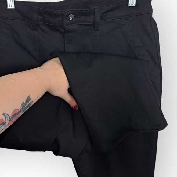 Duluth Trading Company Women's Bootcut Jeans in Black size 8 Regular - Picture 3 of 6